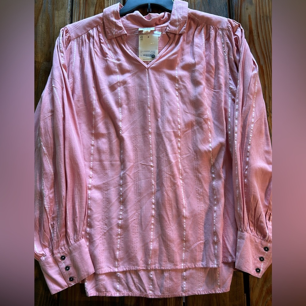 Rose top, cuffed, long sleeve.  Never worn.  Size XL.